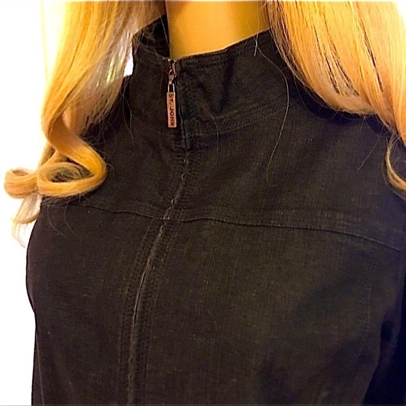 St. John Jackets & Blazers - St. John Charcoal Gray Front Zip Jacket in Like  New Condition w/ Many E…